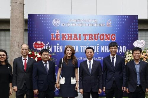 Ericsson và PTIT hợp tác trang bị kiến thức 5G cho sinh viên Việt Nam