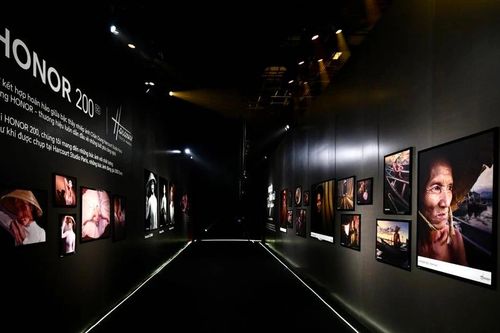 HONOR 200 5G chụp ảnh chân dung chuẩn Studio Harcourt Paris