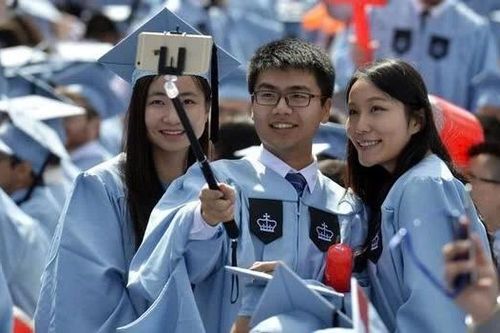 Những cử nhân 'thừa' tại Trung Quốc