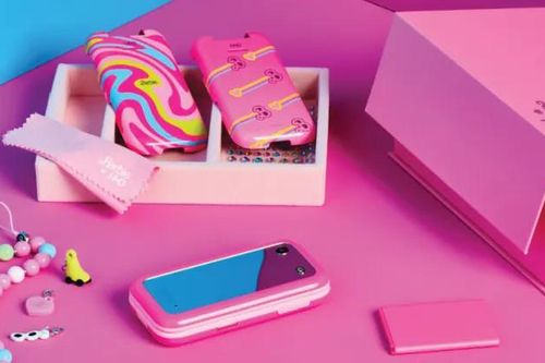Nokia ra mắt điện thoại 'cục gạch' dành cho người yêu màu hồng