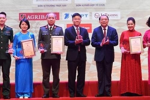 94 tác phẩm được trao giải 'Vì sự nghiệp phát triển văn hóa thể thao và du lịch'