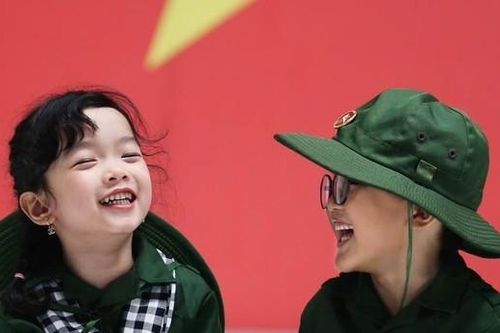 Khơi dậy tinh thần yêu nước, lòng tự hào dân tộc qua MV 'Em bé Việt Nam'