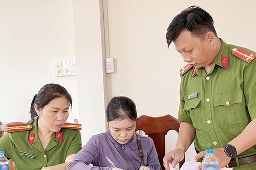 Nữ nhân viên ngân hàng ở An Giang lừa đảo chiếm đoạt của khách hơn 1 tỷ đồng