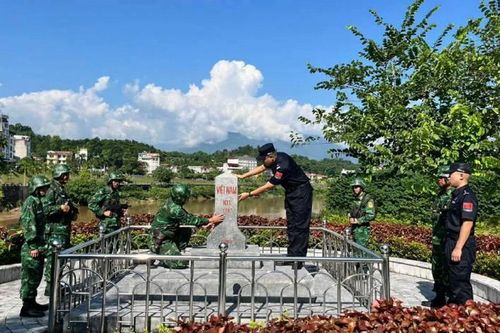 Lào Cai phối hợp tuần tra kiểm soát biên giới, cửa khẩu với tỉnh Vân Nam
