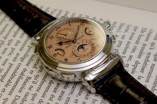 Vì sao đồng hồ Patek Philippe đắt đỏ nhất thế giới, 'có tiền chưa chắc mua được'?