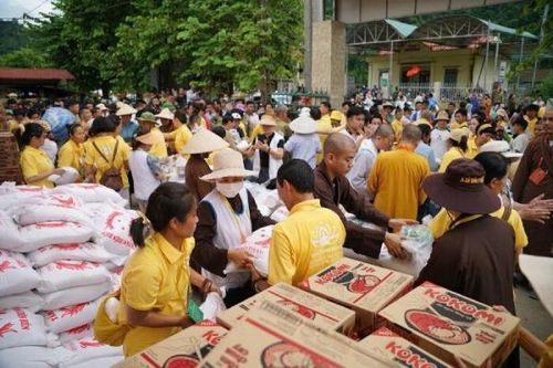 Giáo hội Phật giáo Việt Nam cứu trợ thiên tai tại Sơn La, Điện Biên