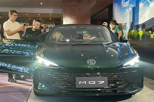 Cận cảnh MG7 vừa ra mắt tại Việt Nam