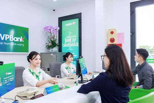 Phó Tổng giám đốc VPBank chi hơn 90 tỷ để mua 5 triệu cổ phiếu VPB