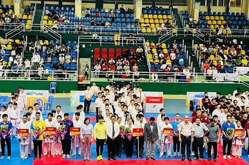 TP. Hồ Chí Minh: Kết luận bất ngờ vụ 'tố' xử ép, nhường huy chương tại giải Karate trẻ