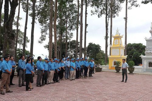 Đoàn viên công đoàn tỉnh An Giang tham gia hành trình tìm hiểu vùng đất cổ Óc Eo – Ba Thê