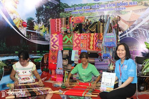 Doanh nghiệp liên kết để khai thác du lịch địa phương