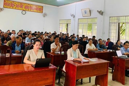 90 nông dân Chư Prông tập huấn phát triển nhân lực thương mại