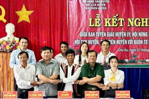 Krông Pa: Kết nghĩa để hỗ trợ buôn làng phát triển