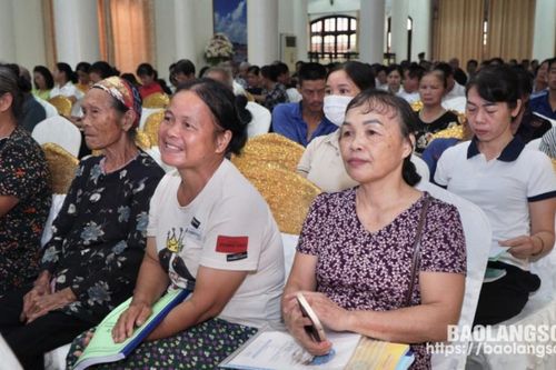 400 cán bộ được tập huấn nâng cao năng lực thực hiện công tác giảm nghèo