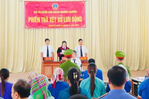 Tòa án nhân dân huyện Mường Khương xét xử lưu động vụ án mua bán trái phép chất ma túy