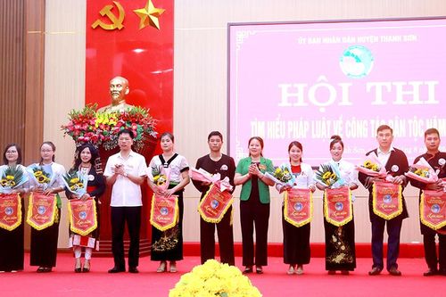 Tìm hiểu pháp luật về lĩnh vực công tác dân tộc năm 2024