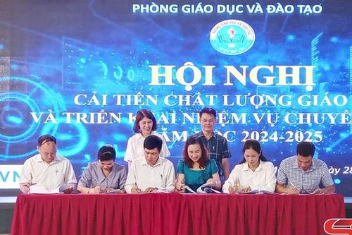 Huyện Mai Sơn triển khai nhiệm vụ chuyển đổi số năm học 2024-2025