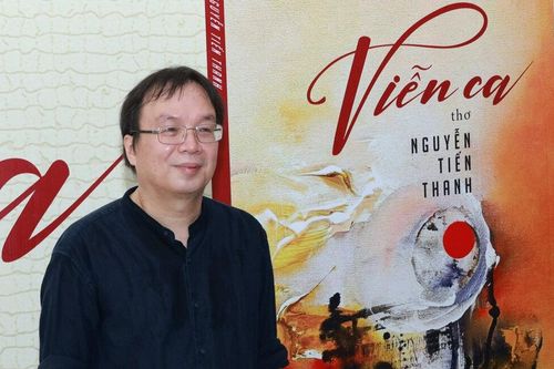 Nhà thơ Nguyễn Tiến Thanh chiêm nghiệm về cuộc sống, tình yêu ở tuổi trung niên