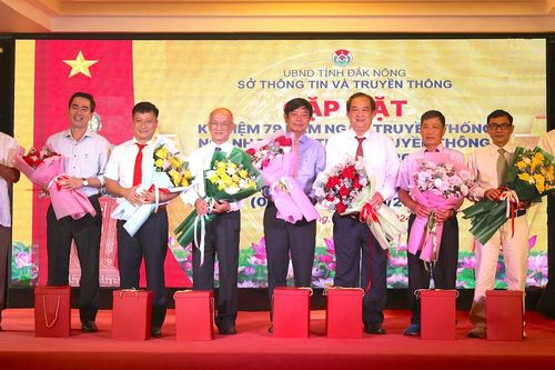 Sở TT&TT tỉnh Đắk Nông kỉ niệm 20 năm Ngày thành lập