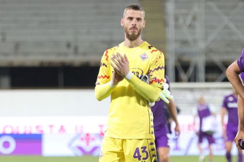 Màn trình diễn phi thường của De Gea