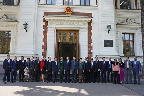 Đại sứ quán Lào tại Nga chúc mừng 79 năm Quốc khánh Việt Nam