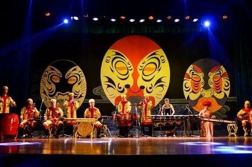 Phát triển các ngành công nghiệp văn hóa Việt Nam tương xứng với tiềm năng