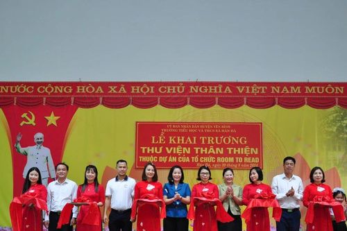 Yên Bái khai trương thư viện điểm
