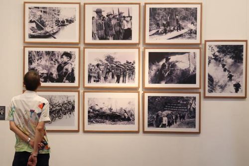 Chiêm ngưỡng những bức ảnh được tặng Giải thưởng Hồ Chí Minh