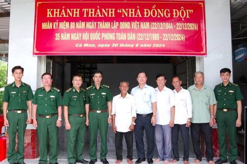 BĐBP Cà Mau bàn giao 2 căn nhà đồng đội