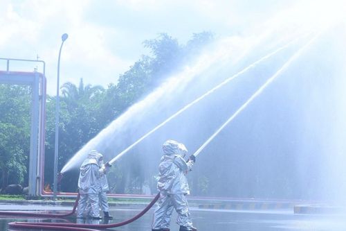 Tổ chức thực tập phương án chữa cháy, cứu nạn cứu hộ tại Kho cảng PV GAS Vũng Tàu