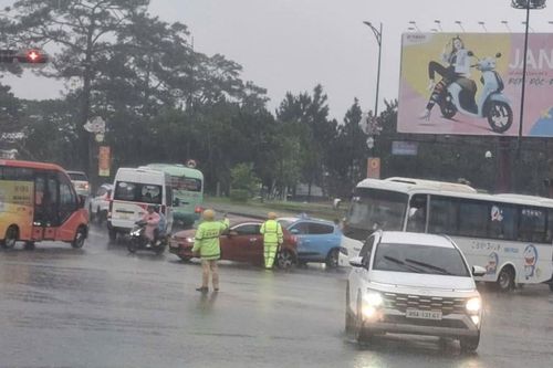 Thông tin cấm đèo Bảo Lộc là không chính xác