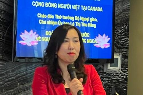 Thứ trưởng Lê Thị Thu Hằng thăm và làm việc tại Canada