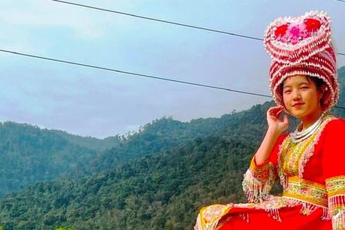 Nữ sinh người Mông nguy cơ lỡ giảng đường Đại học Y Hà Nội