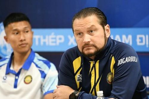 HLV Velizar Popov: 'Thép Xanh Nam Định rất mạnh, nhưng chúng tôi đá sân khách thường có kết quả tốt'