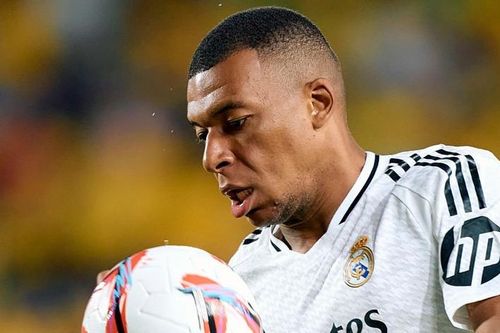 Mbappe đá kém, Ancelotti nói điều đặc biệt