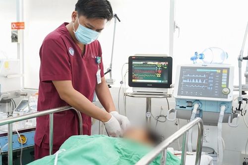 Vụ nổ súng ở Đồng Nai: Người chồng tiên lượng rất nặng, nguy cơ tử vong