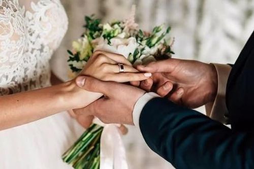 Độc thân hay kết hôn sống thọ hơn?