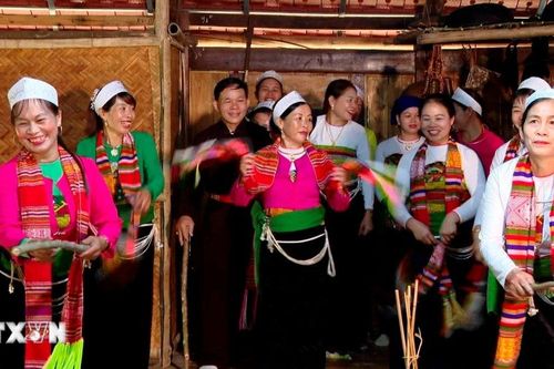 Mo Mường-Di sản văn hóa phi vật thể cần bảo vệ khẩn cấp