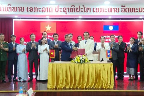 Tỉnh Quảng Bình và Savannakhet của Lào thúc đẩy hợp tác trong nhiều lĩnh vực
