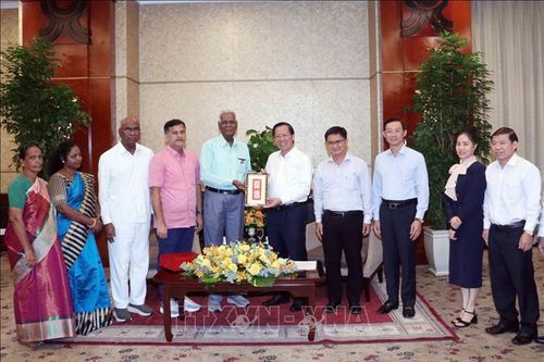 Lãnh đạo TP Hồ Chí Minh tiếp Tổng Bí thư Đảng Cộng sản Ấn Độ