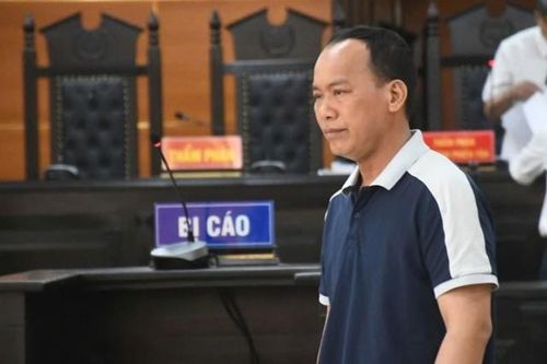 Lĩnh 2 năm tù vì hành hung nam sinh 14 tuổi nhập viện