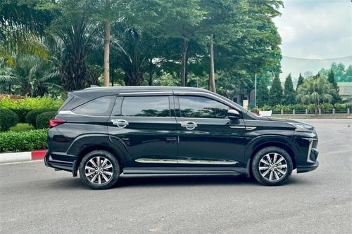 Toyota Veloz Cross rớt giá mạnh sau 1 năm lăn bánh