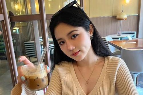 Profile khủng của bạn gái tin đồn Xemesis