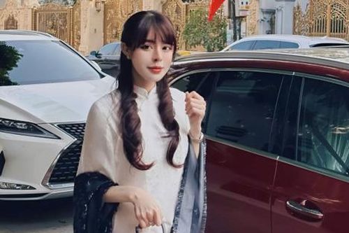 Độ giàu khủng của bạn gái cầu thủ Vũ Văn Thanh
