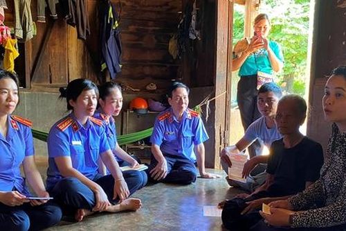Nâng cao giáo dục pháp luật cho đồng bào dân tộc thiểu số với mô hình Tổ tư vấn pháp luật cộng đồng