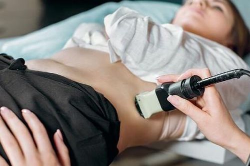Một năm trước khi ung thư 'tấn công', cơ thể có 8 thay đổi rất dễ bỏ qua