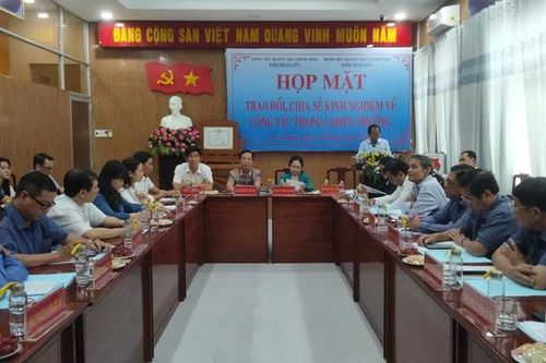 Khối Thi đua số 1 học tập, chia sẻ kinh nghiệm công tác thi đua, khen thưởng năm 2024