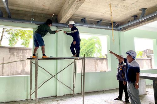 Dồn sức thi công, đáp ứng nhu cầu dạy và học