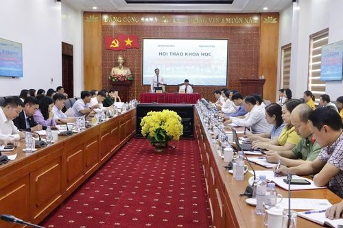 Đổi mới công tác giáo dục lý luận chính trị