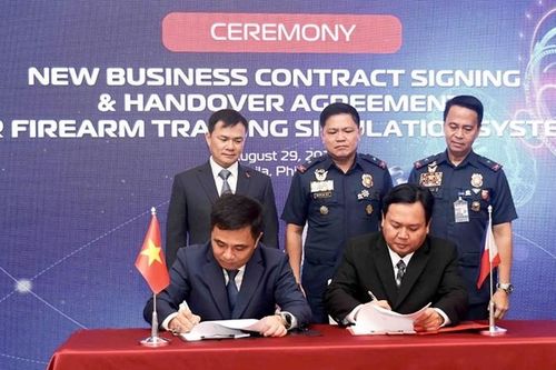 Viettel cung cấp hệ thống mô phỏng huấn luyện bắn súng cho Philippines